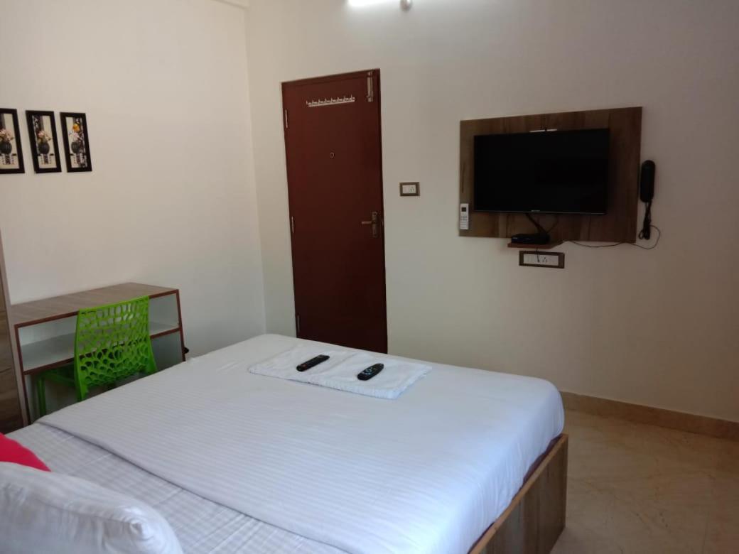 벵갈루루 Sk Residency B&B 외부 사진