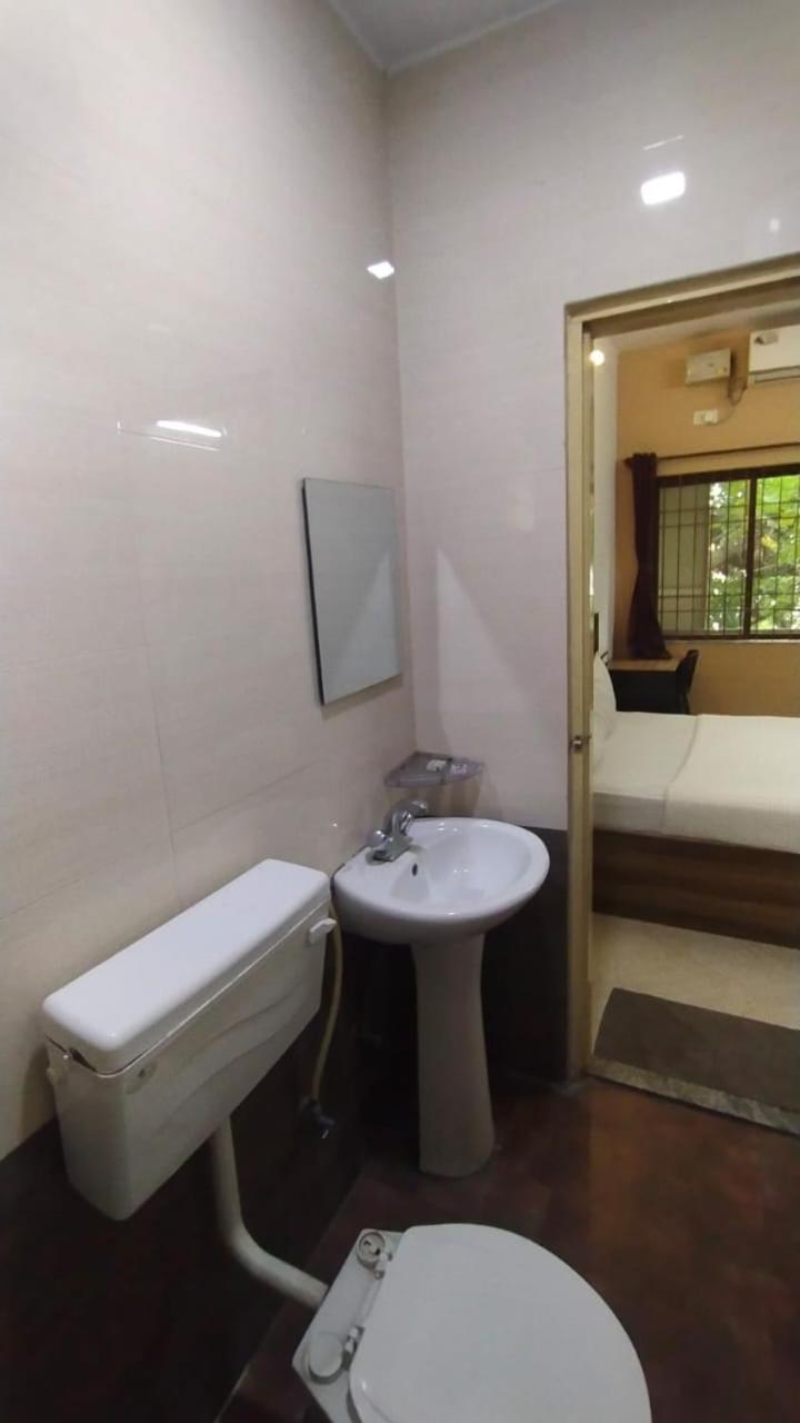 벵갈루루 Sk Residency B&B 외부 사진